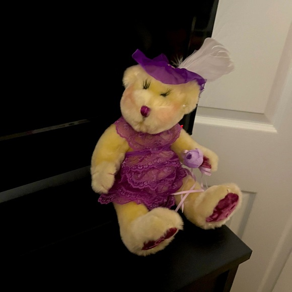 Home made dressed bear - Picture 1 of 2